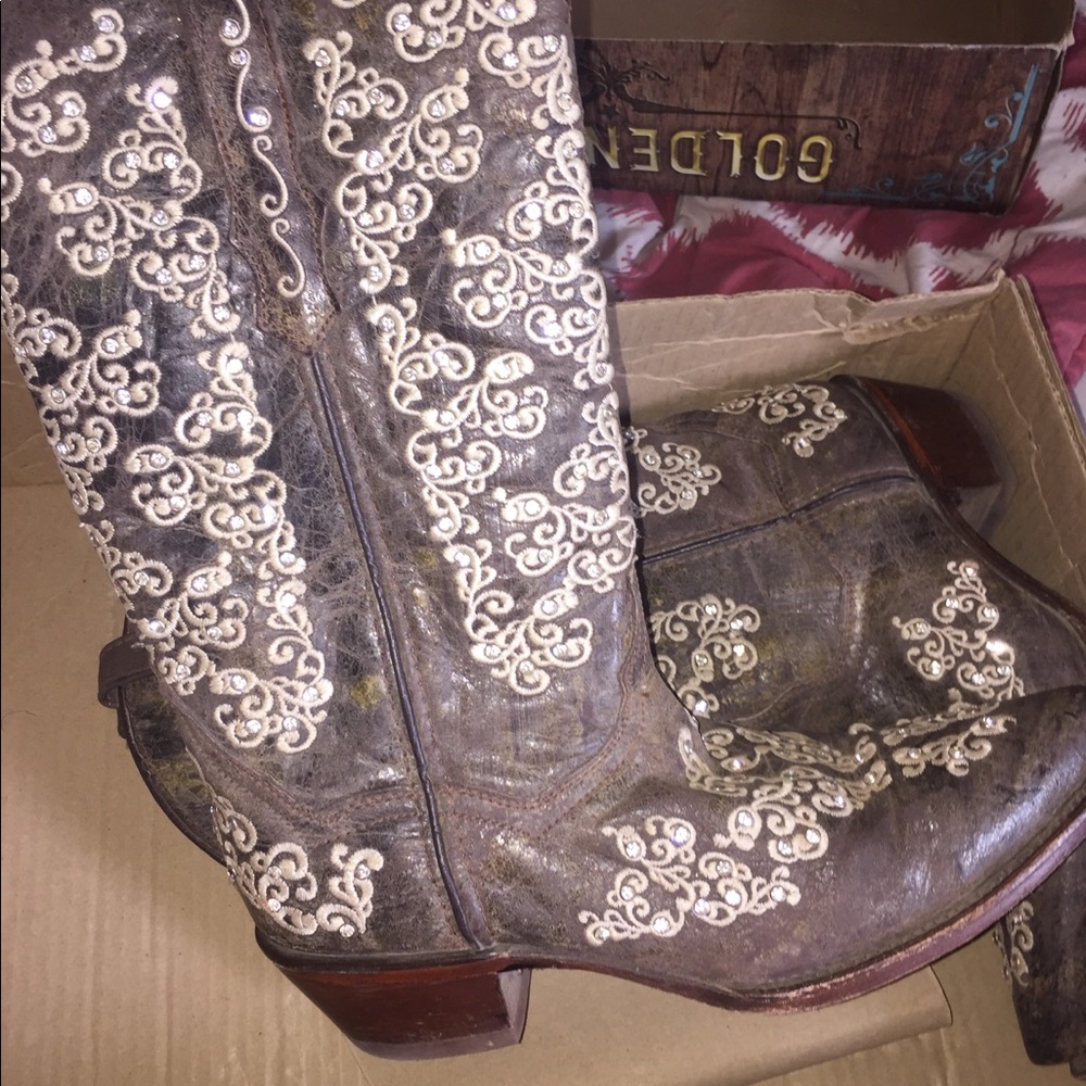 Golden guns boots